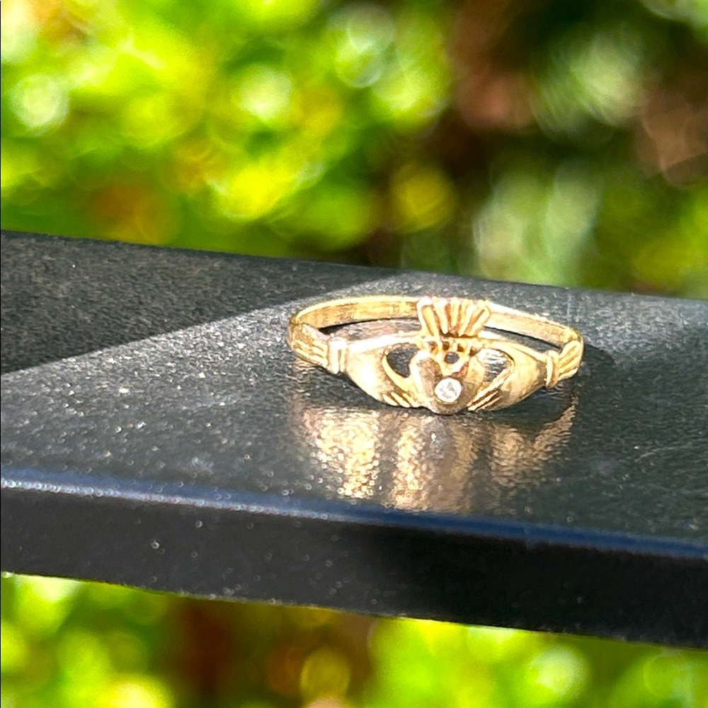 đź’ŽDiamond & 14k Gold Claddagh Irish Vintage Elegant Ring - Picture 7 of 8